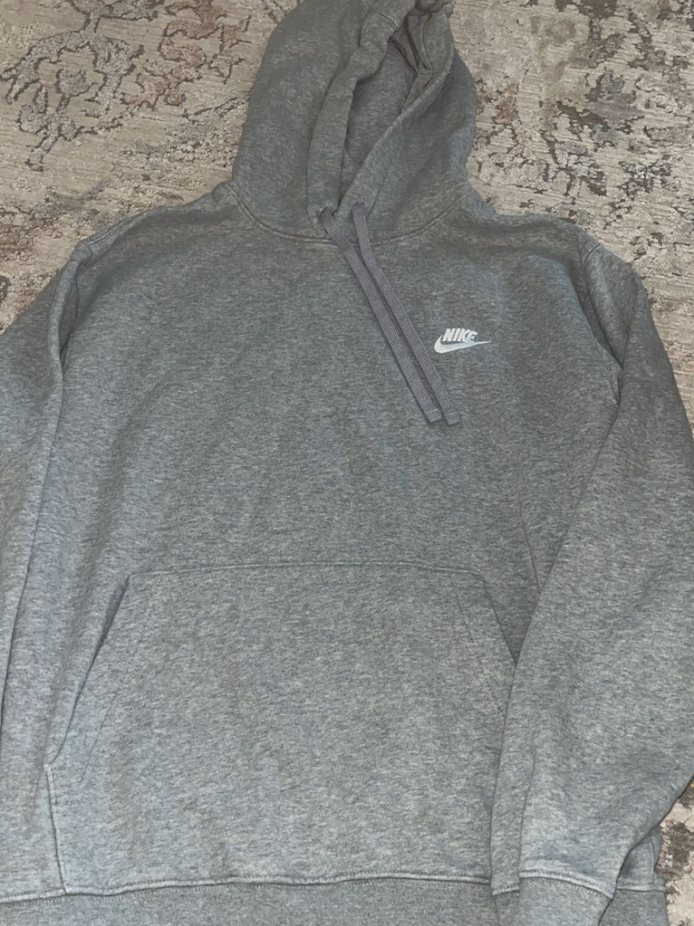 Nike Men’s Heather Gray Pullover Hoodie with White Swoosh
